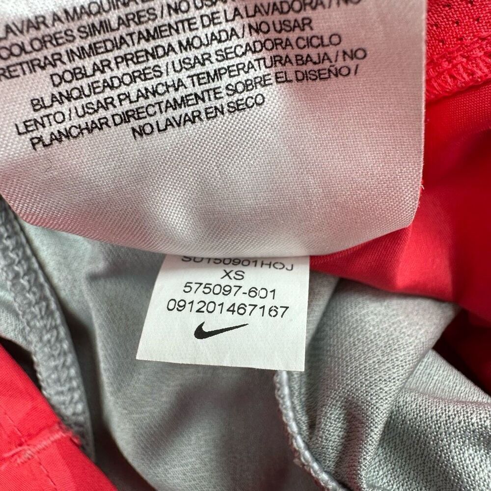 Nike~Women's~5K running shorts with liner printed red~(575097-601)~Size XS‎ - Picture 5 of 5
